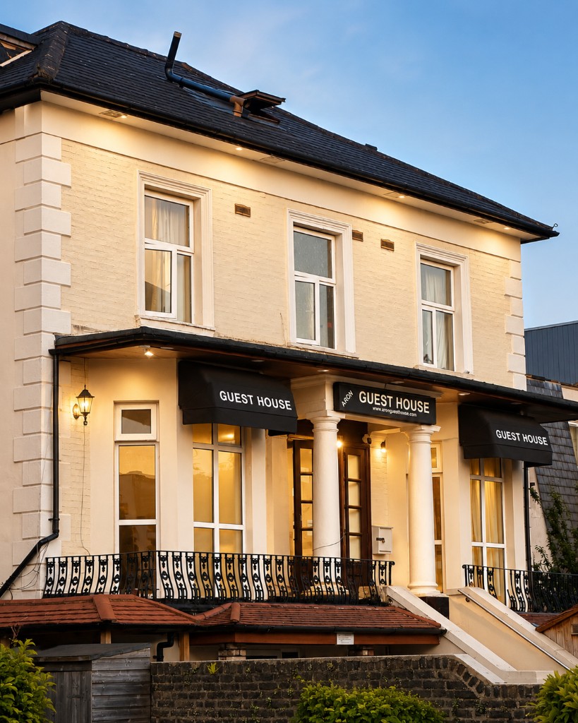 Ealing Guest House guest house exterior on South Ealing Road