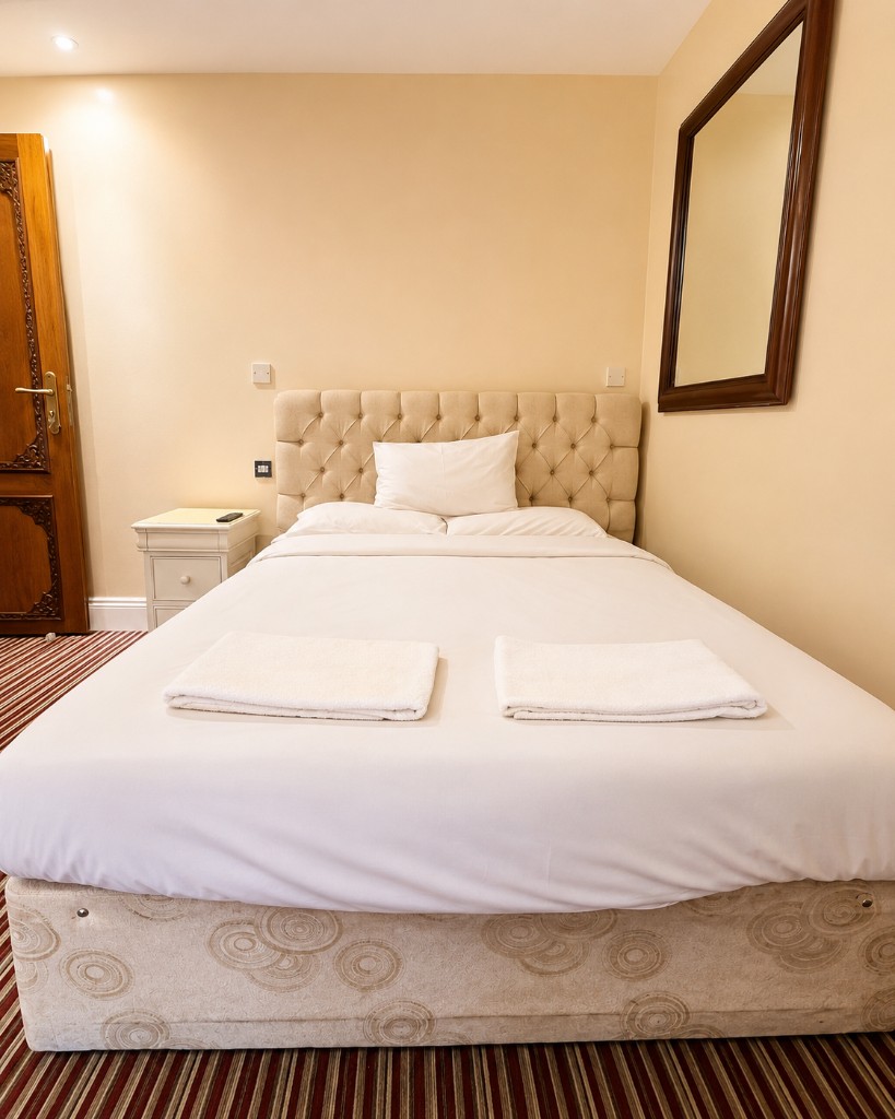 Single ensuite room